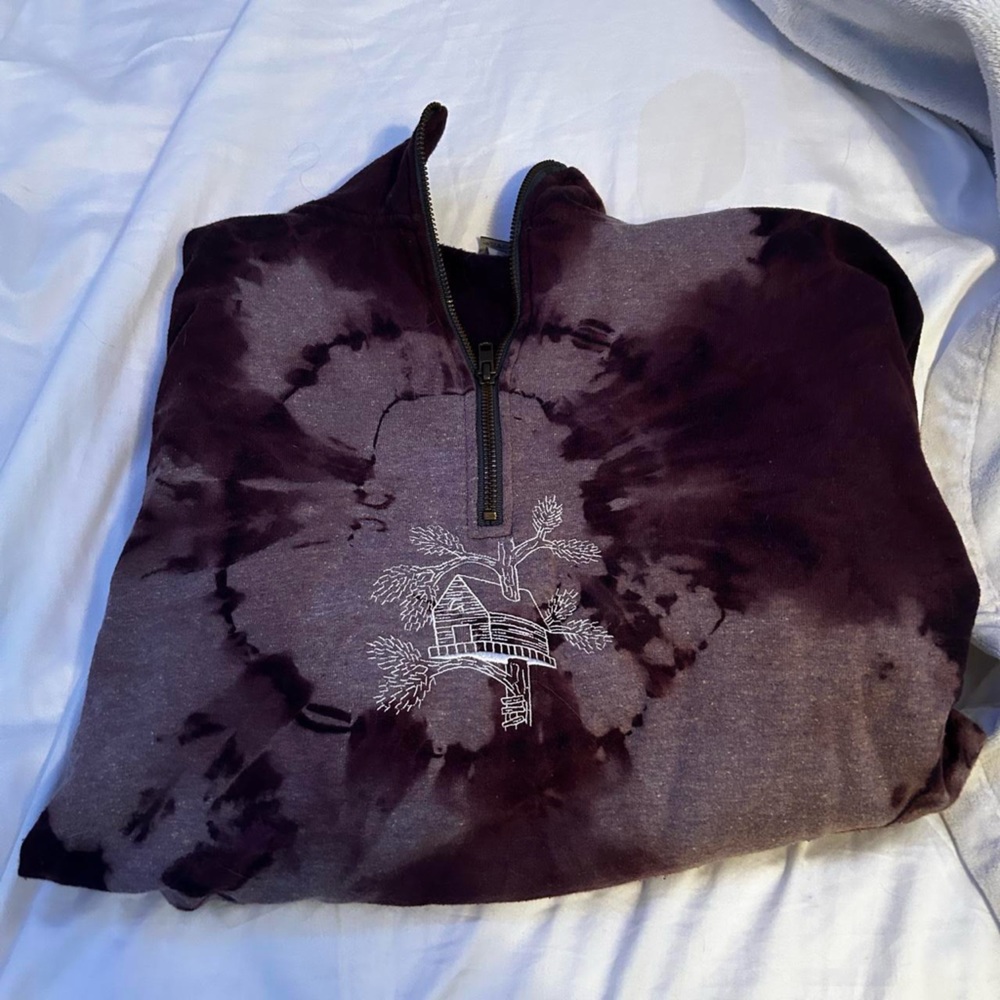 medium tye dye purple treehouse pullover